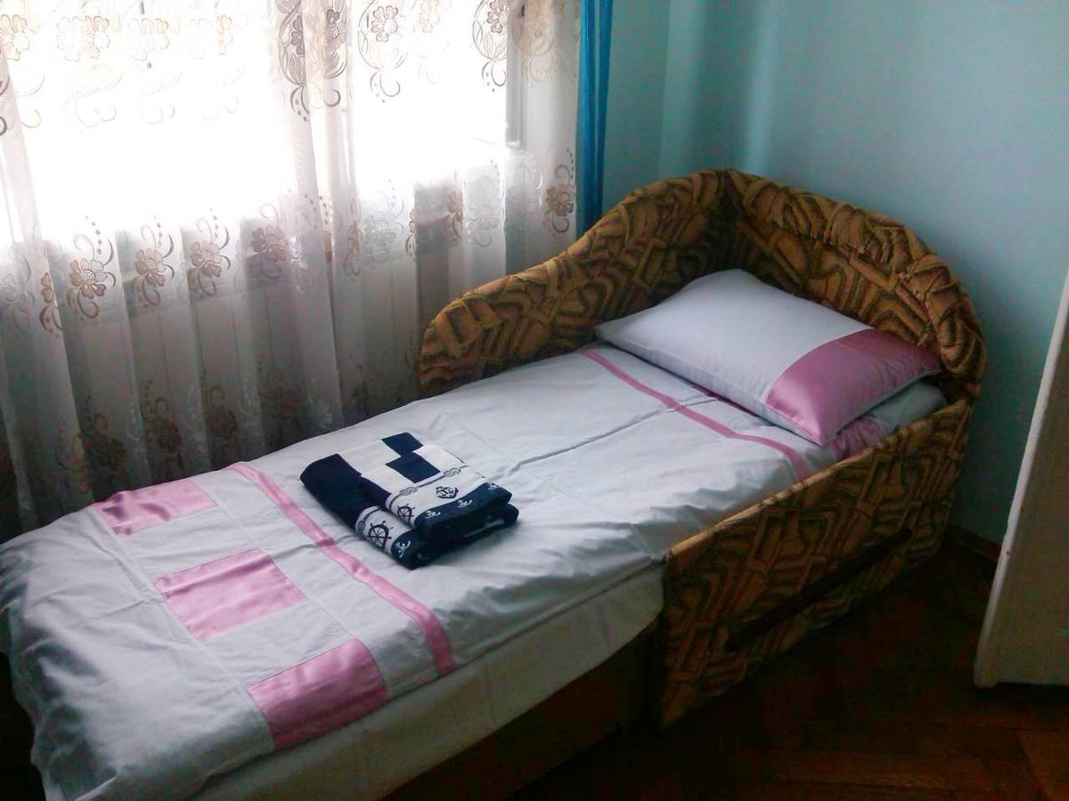 Apartments On Valova 25 Lviv Kültér fotó